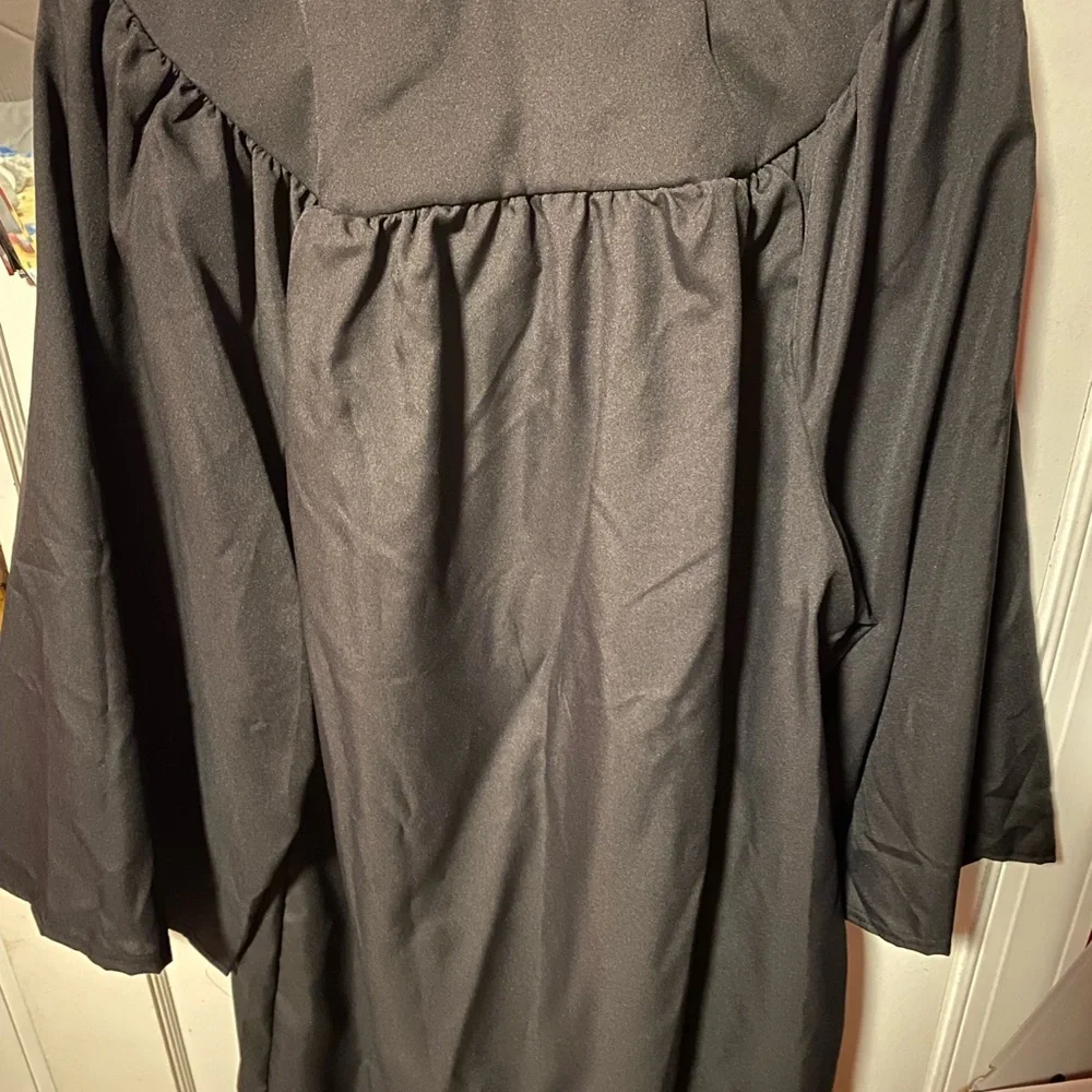 Black Graduation Robe - Picture 2 of 4